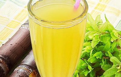 全套甘蔗汁飲料加工設(shè)備，小型蔬果汁生產(chǎn)線